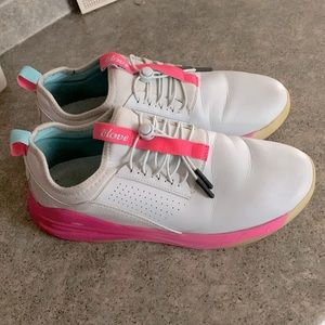 Clove Electric Rose shoes